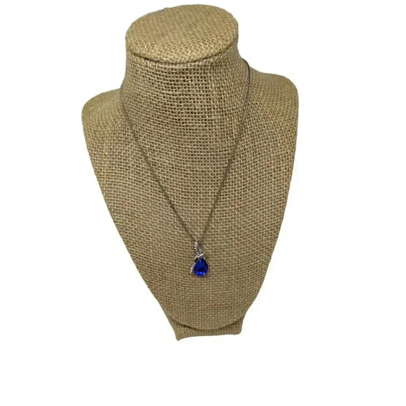 NWT Fashion Jewelry Blue Teardrop Pendant Necklace - Picture 2 of 3